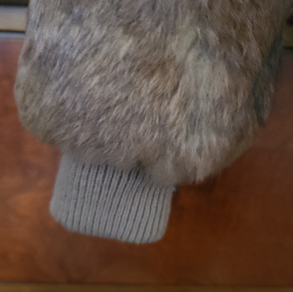 Real dyed rabbit fur bomber jacket (Dry cleaned with tags on) - Picture 4 of 12